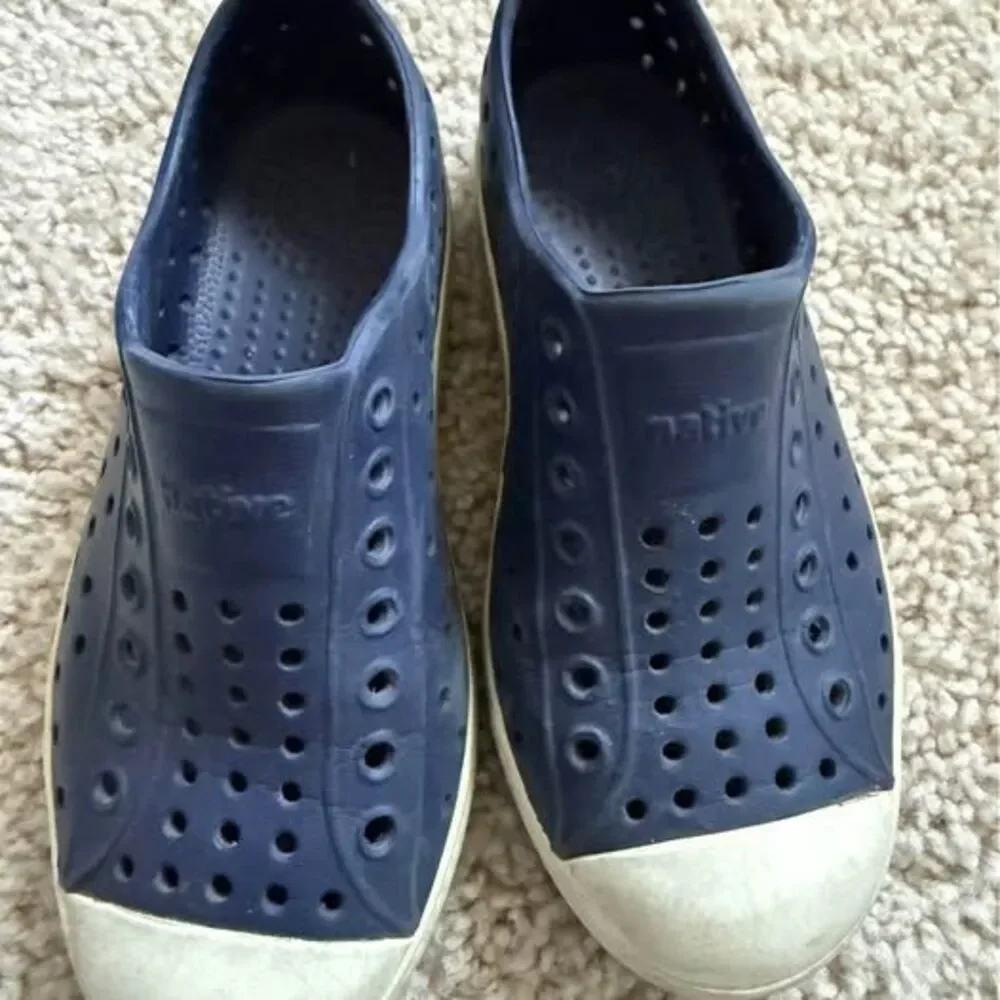 Native Shoes durable navy